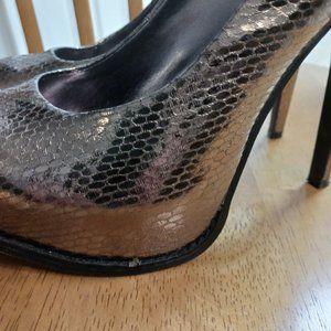 Simply Vera platform bronze snake skin